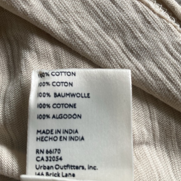 We the free natural tank size medium - Picture 2 of 6